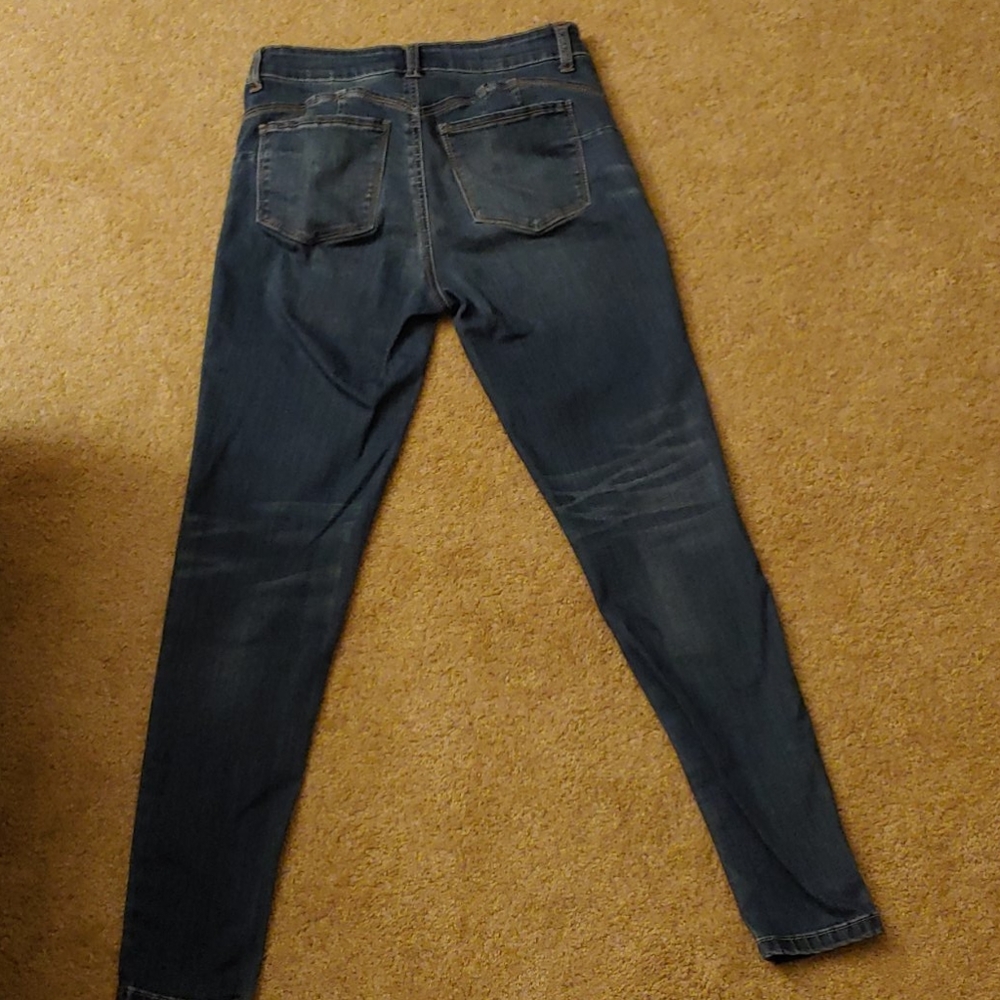 Jeans - Picture 2 of 3